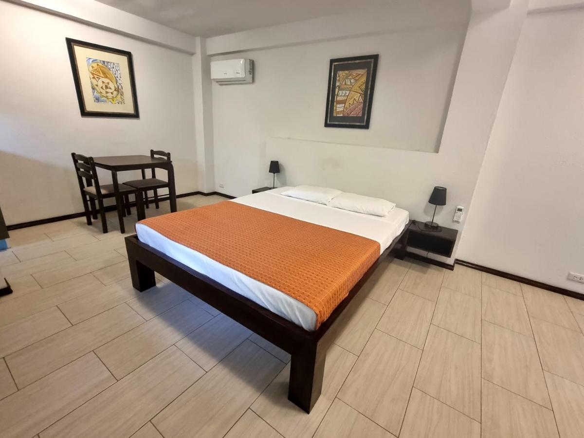 Angelina Beach Resort & Italian Restaurant Malapascua Extérieur photo