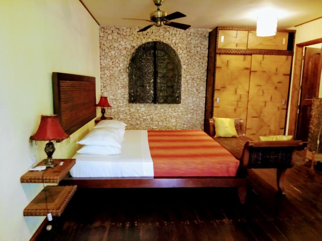 Angelina Beach Resort & Italian Restaurant Malapascua Extérieur photo
