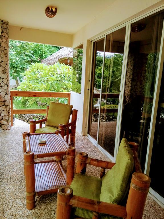 Angelina Beach Resort & Italian Restaurant Malapascua Extérieur photo