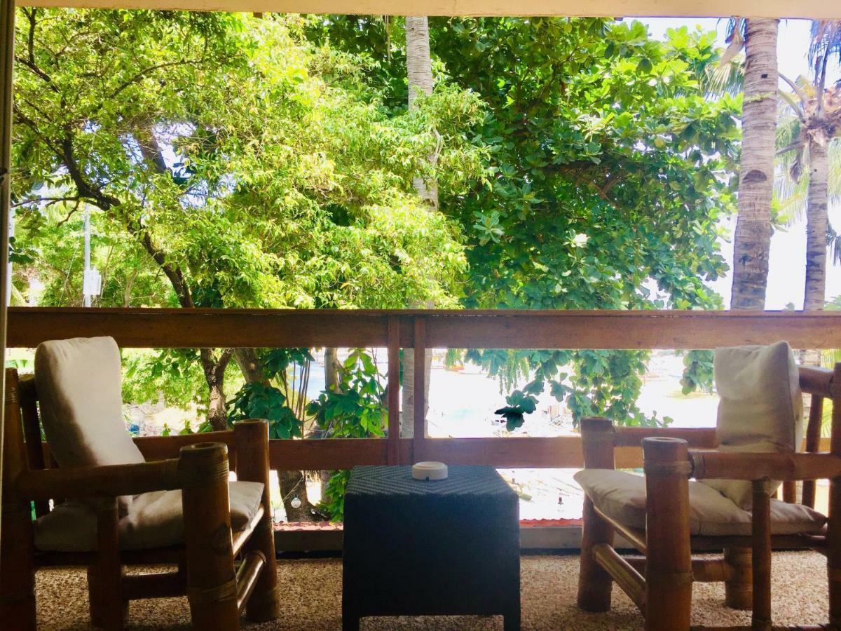 Angelina Beach Resort & Italian Restaurant Malapascua Extérieur photo